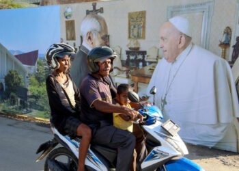 Child abuse scandals hang over pope's East Timor visit